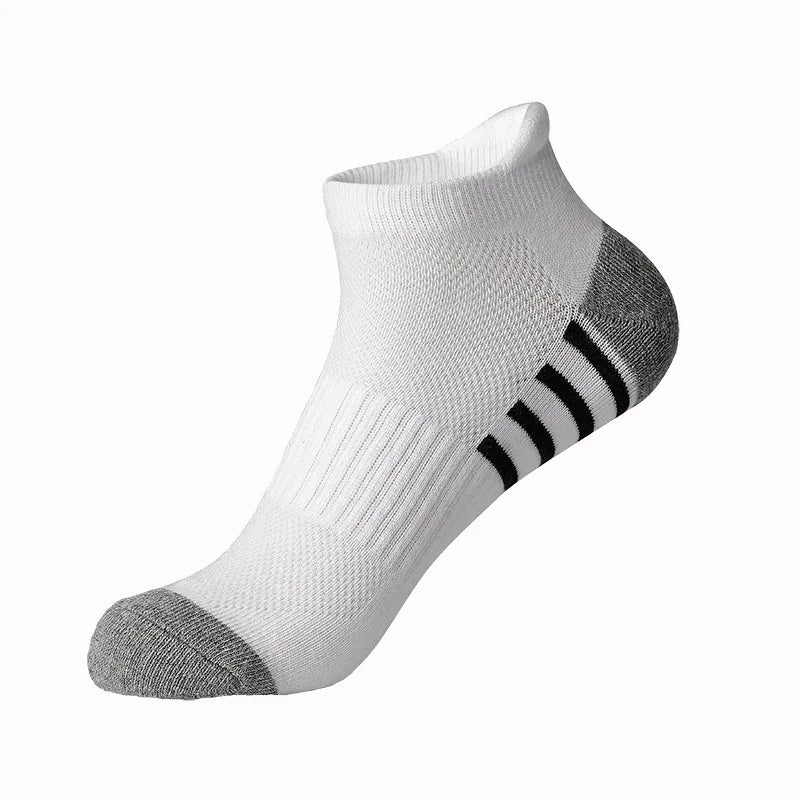 12Pairs Men's plus Size Sports Socks EU39-46 Breathable Comfortable Black White Leisure Outdoor Short Socks for Men
