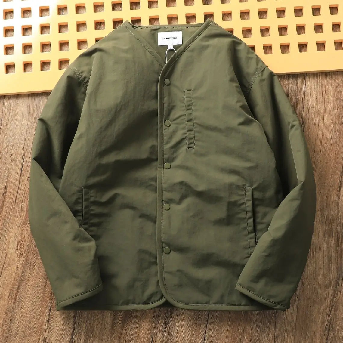 Men's Winter Thickened Cotton Jacket Lightweight Warm Retro Loose Casual V-Neck Cotton Coat Polyester Fiber Fill Regular Sleeve
