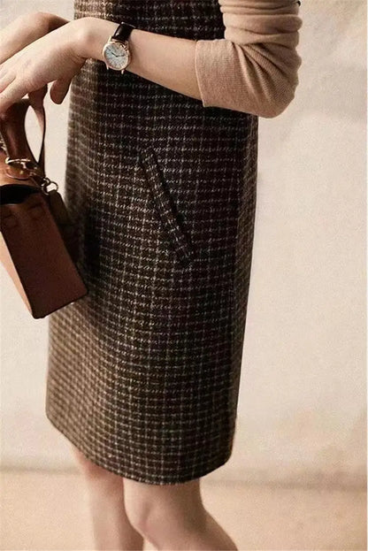 Retro Plaid Woolen Vest Dress Women's Autumn Winter Thickened Mid-Length Sleeveless H-Shape round Neck Backless Midi Dress