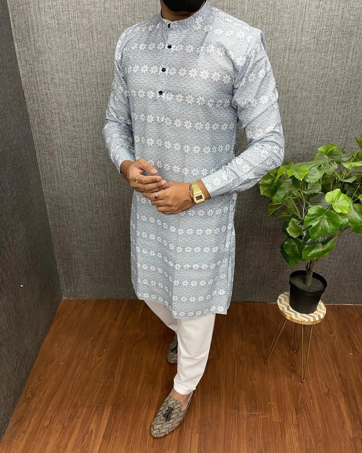 2026 Version Of Middle Eastern Style Muslim Robe Personality Bronzed Mid-length Long-sleeved Shirt Muslim Arabic Dress Men