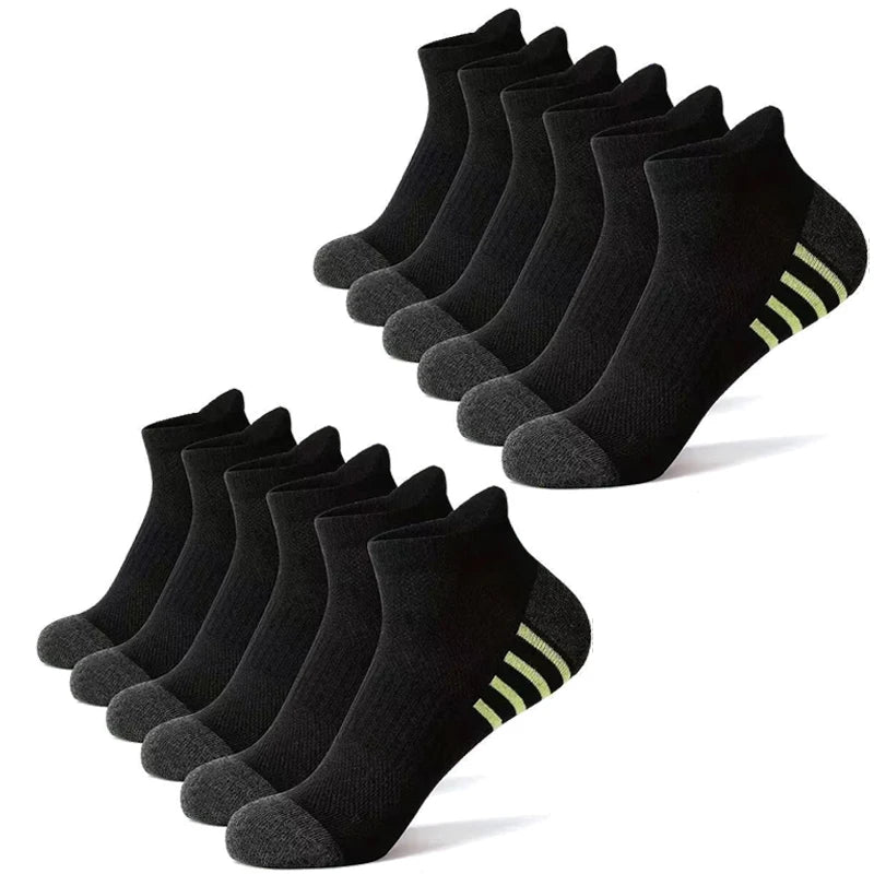 12Pairs Men's plus Size Sports Socks EU39-46 Breathable Comfortable Black White Leisure Outdoor Short Socks for Men