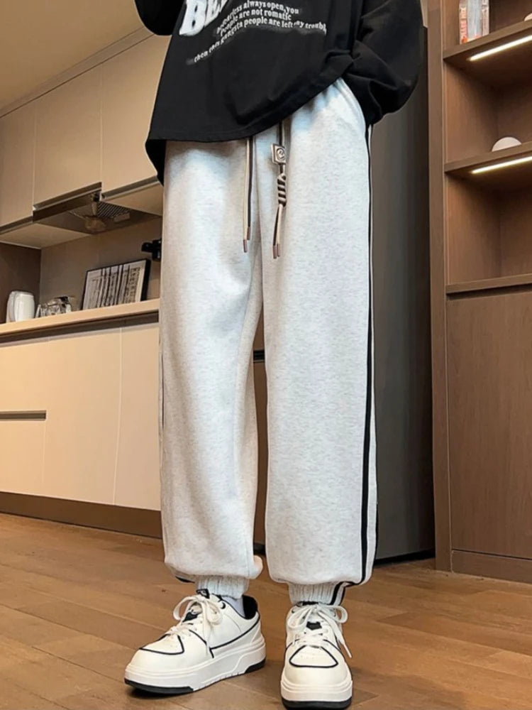 Loose Fit Men's Jogger Pants for Fall Winter Elastic Waistband Drawcord Youth Casual Sports Trousers Urban Style