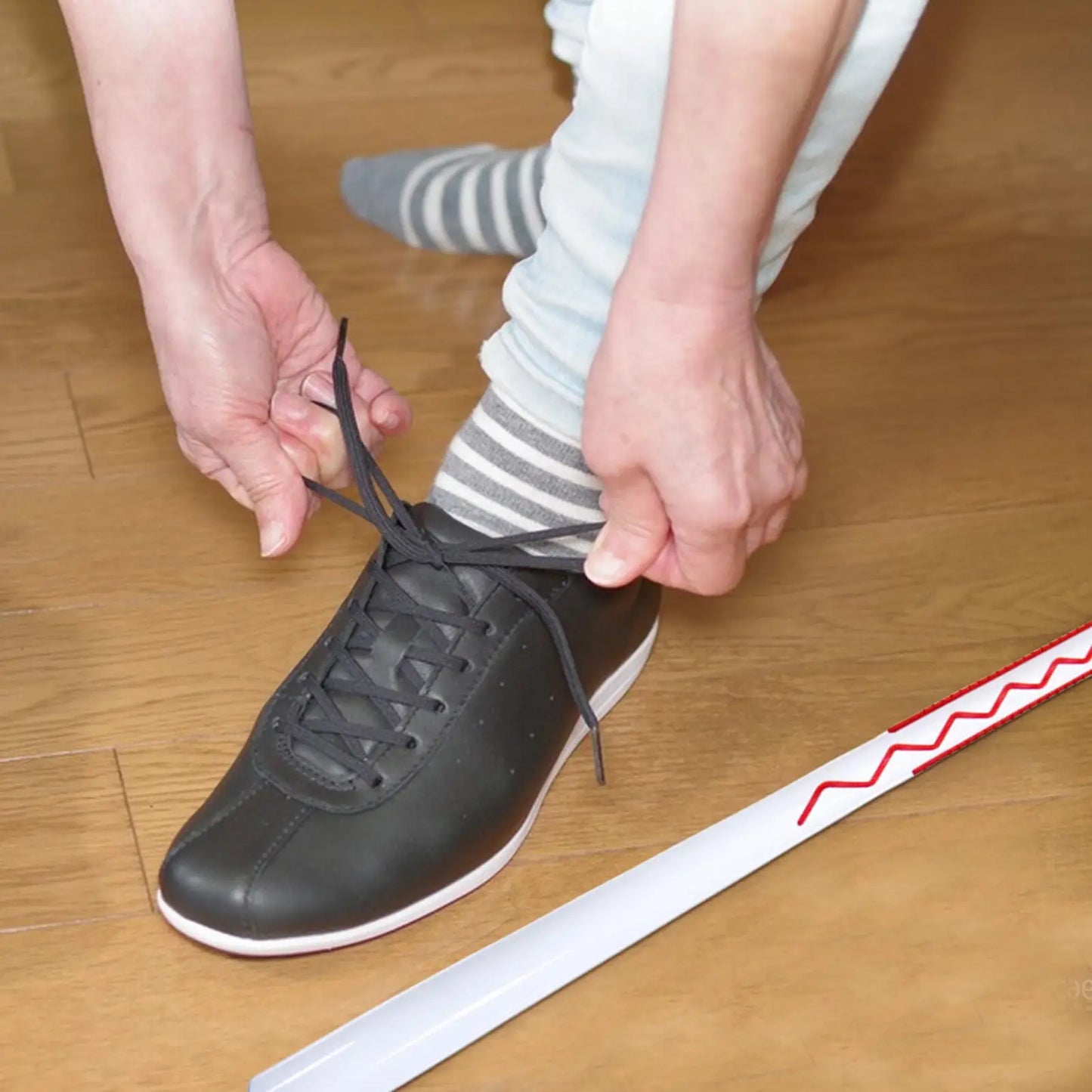 Long Handle Shoe Horn Long Shoe Lifter for Boot Extra Long Shoe Horns for Boots Ergonomic Shoe Helper for Seniors Men Women