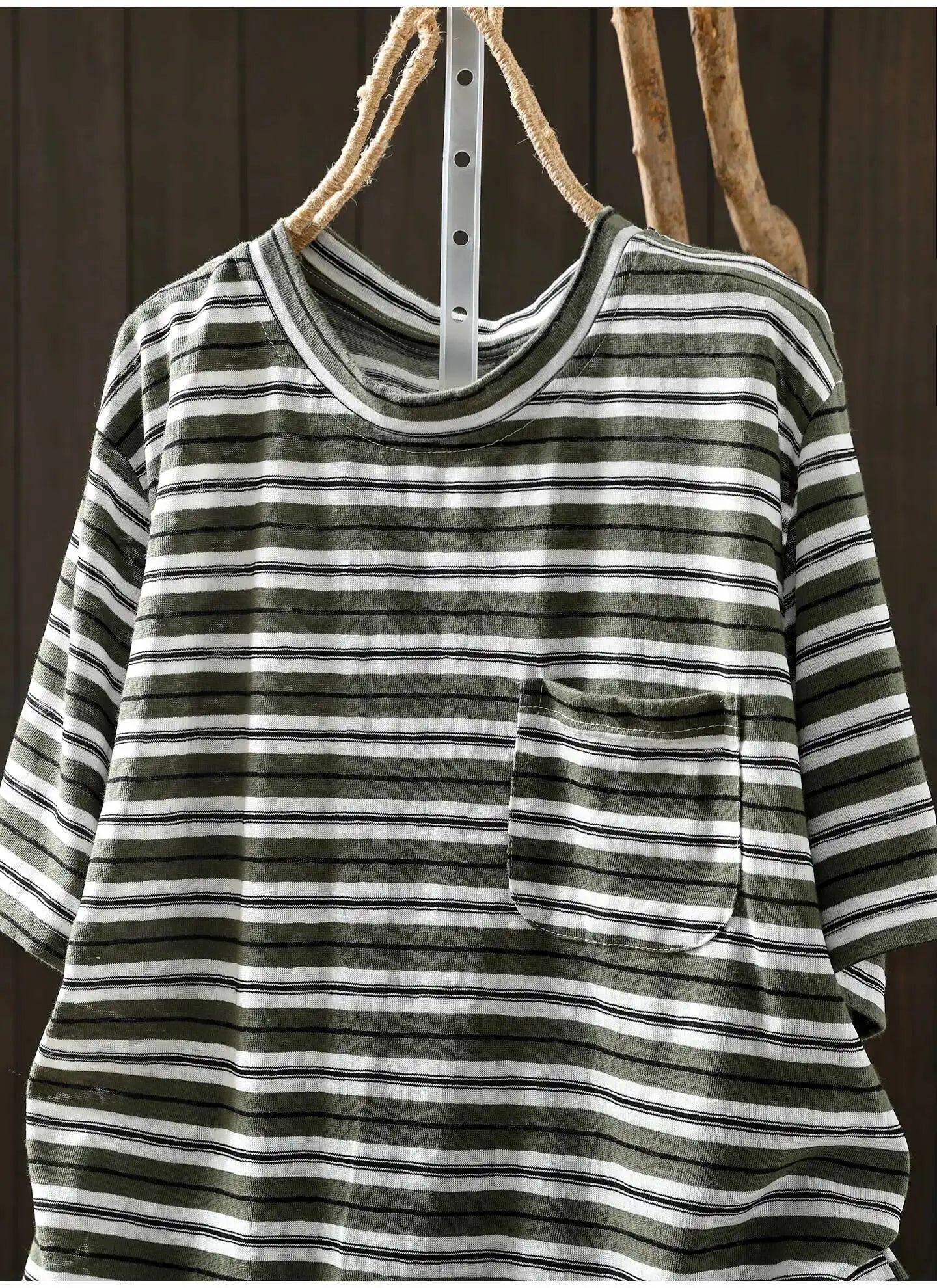 Women Summer Short-sleeve T-shirt 2026 Summer New Stylish Striped Single-pocket Loose T-shirt ZXY154