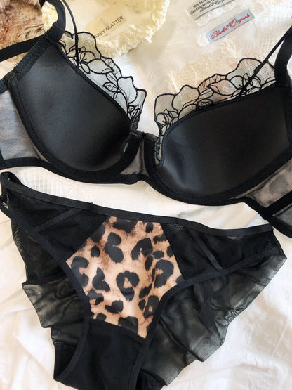 Sexy Leopard Print Women Lingerie Set French Lace Flowers Embroidery Mesh Bra Comfort Push Up Brassiere Charm Ladies Underwear