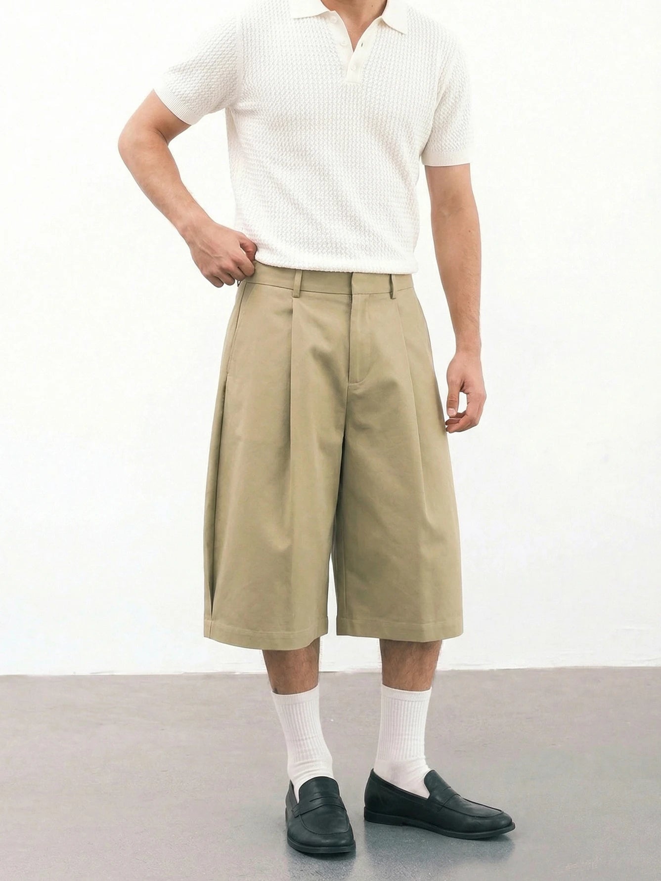 2026 SS New, Men's Solid Woven 7/8 Suit Pants,  Button Pleated, Loose Straight Cropped Trousers, Daily Commuter Streetwear