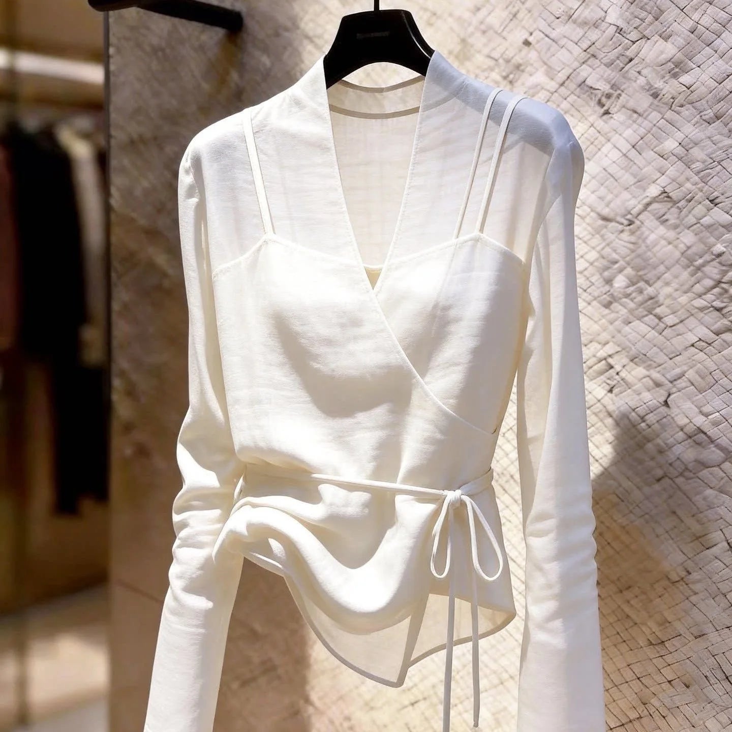 Gray Long Sleeve V-Neck Tulle Women's Shirt Design Sense Small Audience Fashionable Belted Top Commute Style Polyester